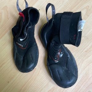 O’Neill surf booties 12/13